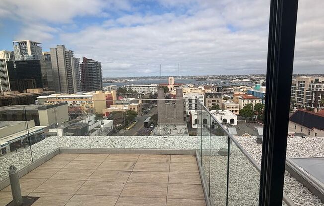 Studio, 1 bath, 382 sqft, $3,450, Unit 801