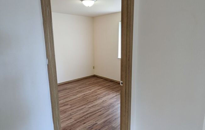 1 bed, 1 bath, 650 sqft, $1,195, Unit 11