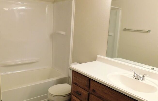 2 beds, 2 baths, $1,550, Unit # 1133