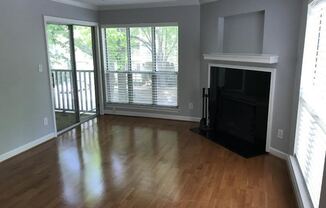 2 beds, 1 bath, $1,295