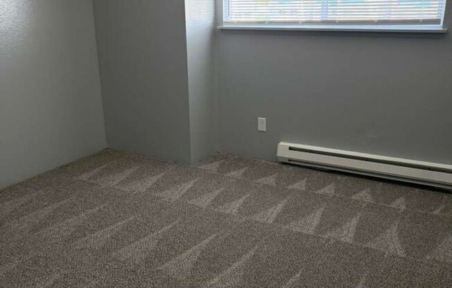 2 beds, 1 bath, 867 sqft, $1,285, Unit 601 I201