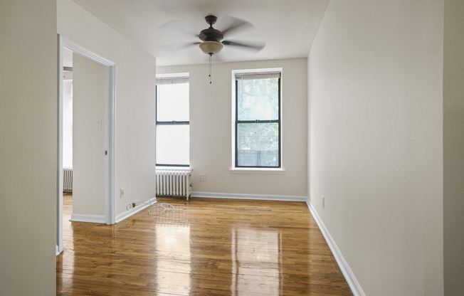 270 E 78 ST