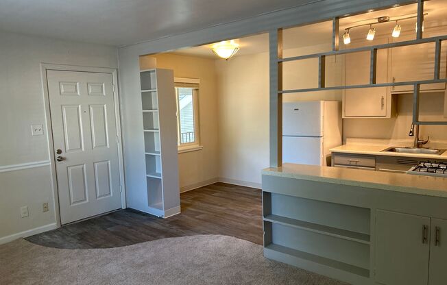 1 bed, 1 bath, $1,575, Unit 07