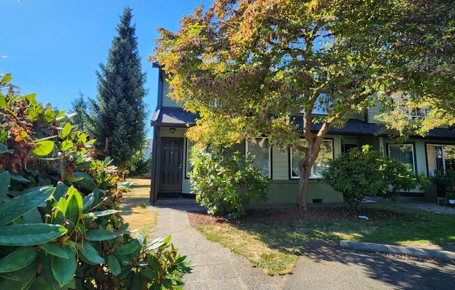Beautiful 2 Bedroom, 1.5 Bath Townhouse Style Apartment, Monroe $2250.00 per/mo