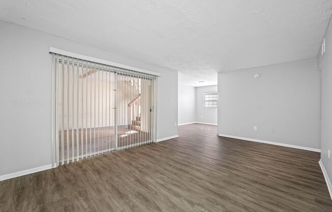 2 beds, 2 baths, 1,020 sqft, $1,695, Unit 101