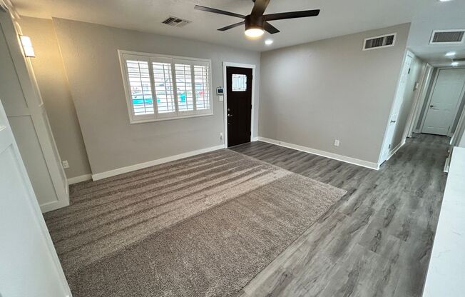 Heavily Upgraded N. Phx 4/2 w/Pool + 1 Car Garage!