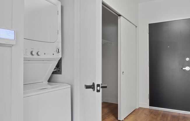Studio, 1 bath, 499 sqft, $1,075, Unit 102 - ADA