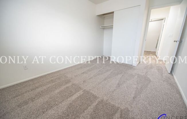 2 beds, 1 bath, 810 sqft, $1,249, Unit 43