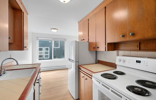 Birch Apartments