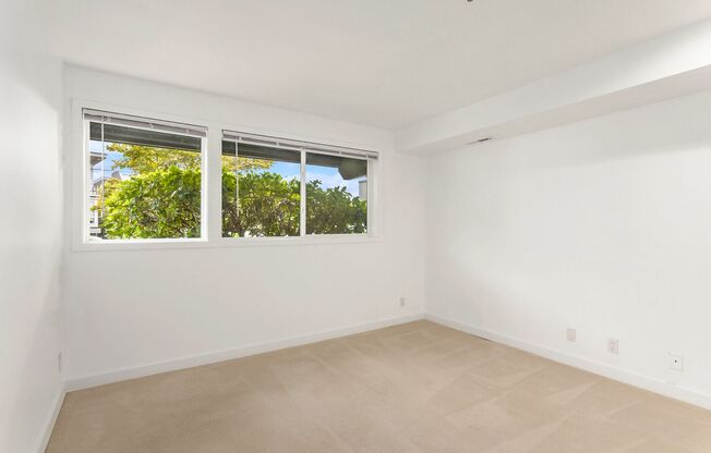 3 beds, 3.5 baths, $6,100