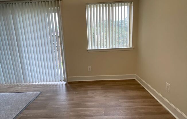 3 beds, 2 baths, 1,152 sqft, $2,200, Unit 14209 #202