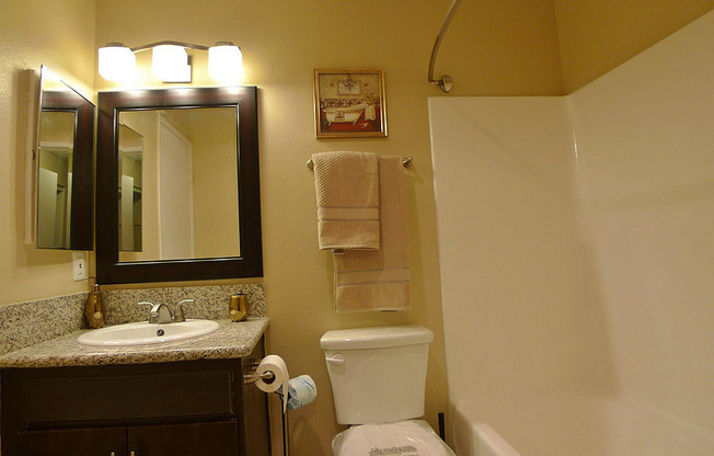 1 bed, 1 bath, 660 sqft, $1,995, Unit 213