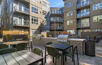 Grill and Picnic Area at 128 on State Apartments in Kirkland, WA 98033