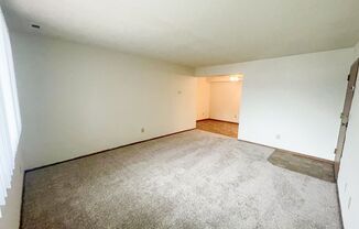 2 beds, 2 baths, 1,100 sqft, $1,120, Unit 9-75