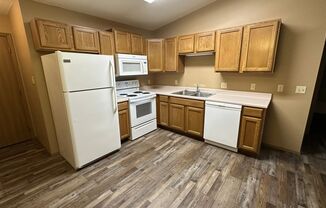 2 beds, 1 bath, 1,000 sqft, $995