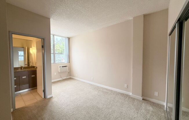 3 beds, 2 baths, 950 sqft, $2,395, Unit 314