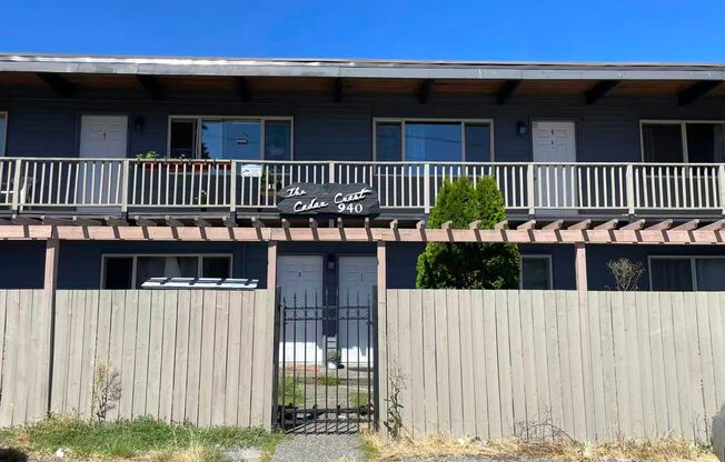 Cedar Crest Apartments