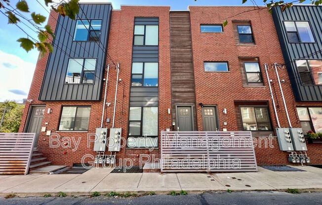 1916 E Letterly St 1