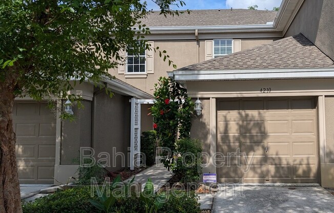 4210 BISMARCK PALM DR