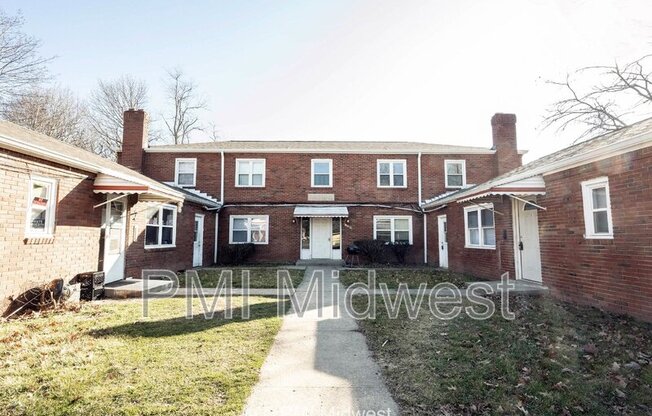 3725 N SHERMAN DR