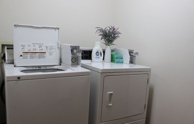 2 beds, 1 bath, 1,050 sqft, $1,149.99, Unit 154-01