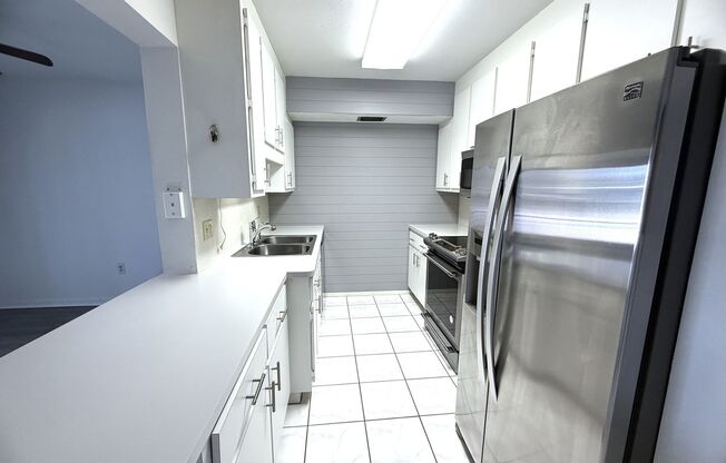 2 beds, 2 baths, $1,550, Unit N6