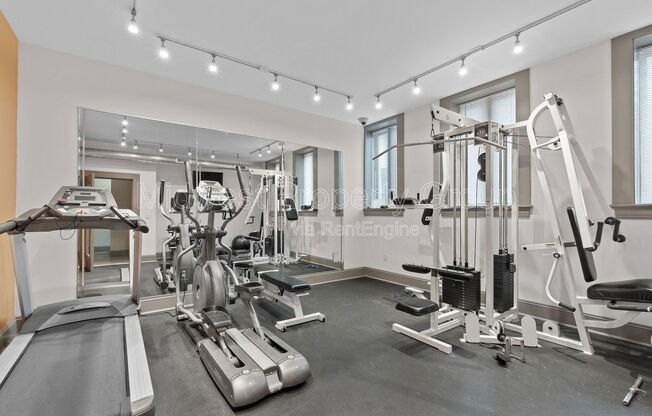 2 beds, 1 bath, 761 sqft, $1,250, Unit 116