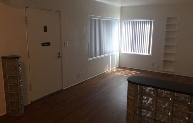 1 bed, 1 bath, $2,150, Unit 3812