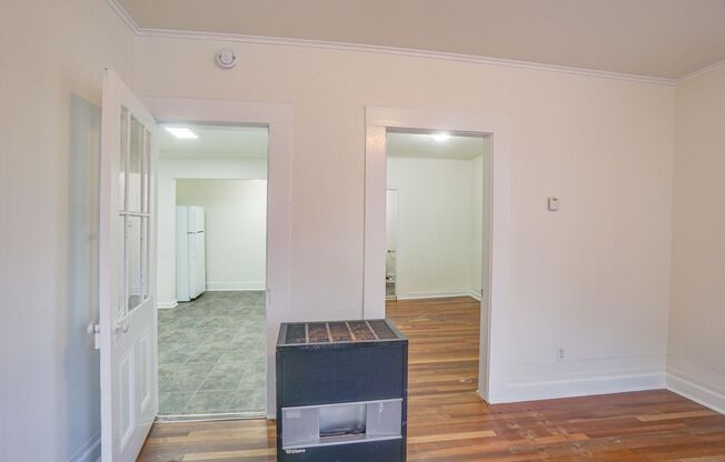 1 bed, 1 bath, 585 sqft, $1,175, Unit 2