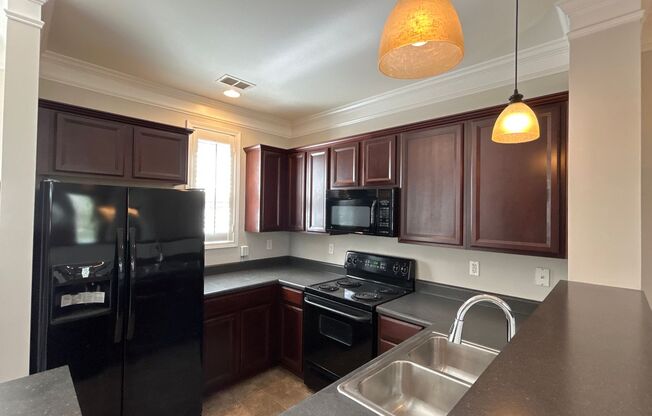 2 beds, 2.5 baths, $1,750