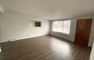 2 beds, 1 bath, $750, Unit Unit 12