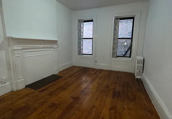 500 W 48 ST