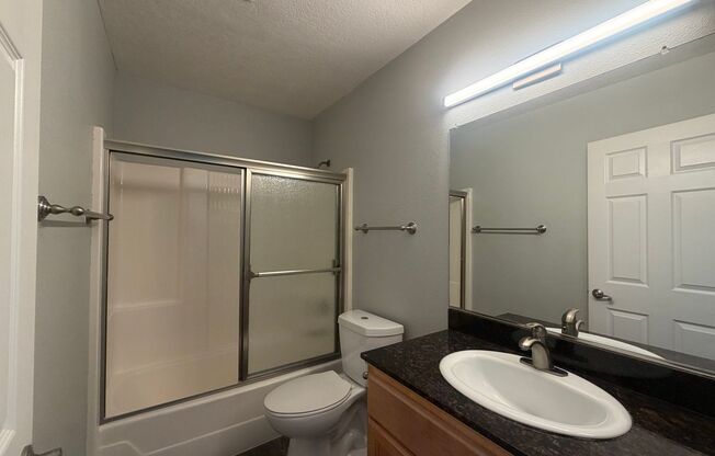 2 beds, 1 bath, 900 sqft, $2,795, Unit 704