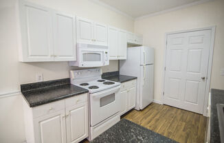 1 bed, 1 bath, 912 sqft, $1,129