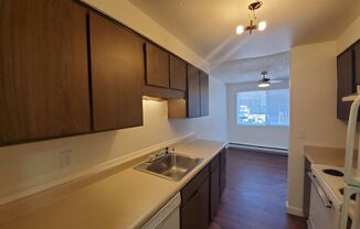 2 beds, 1 bath, 850 sqft, $1,398, Unit D