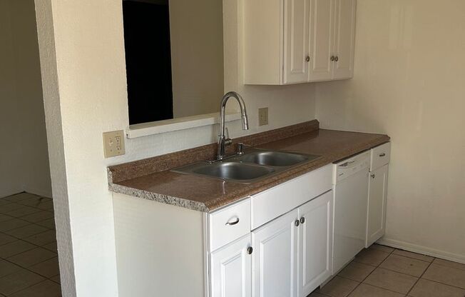 3 Bed/1 Bath Near Tinker AFB!