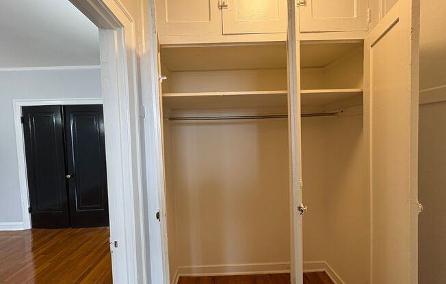Studio, 1 bath, $1,095, Unit 107