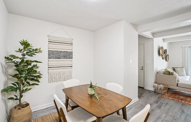 3 beds, 2 baths, 1,275 sqft, $1,749, Unit 12G