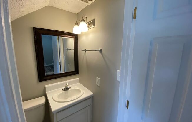 2 beds, 2.5 baths, 1,350 sqft, $1,695, Unit 23