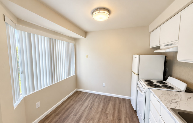 1 bed, 1 bath, 460 sqft, $1,295, Unit 206