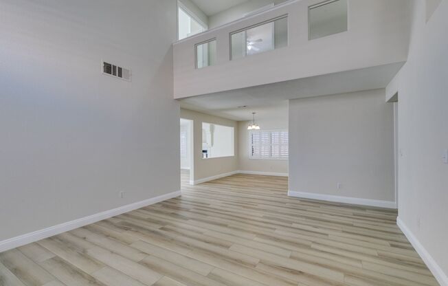 Beautiful 4-Bedroom Home Near Downtown Summerlin! Bedroom with Bathroom downstairs & large loft!