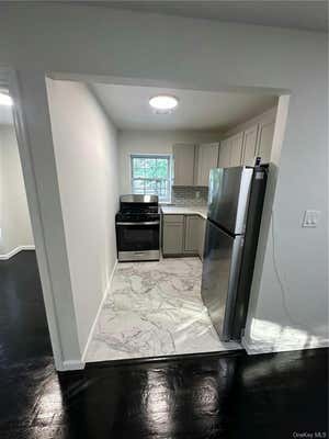 3 beds, 1 bath, 1,100 sqft, $3,777, Unit 2