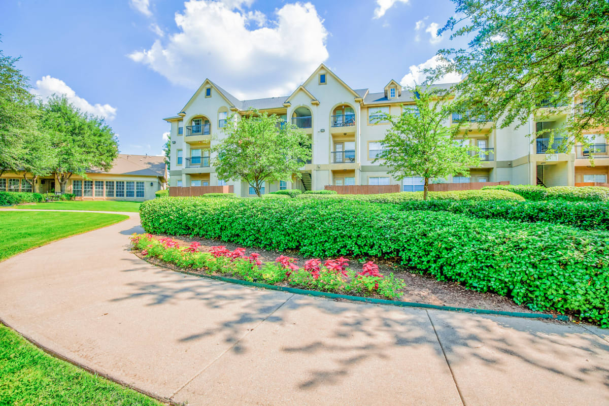 Tuscany Square