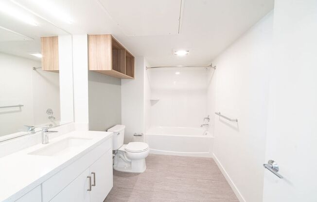 Studio, 1 bath, 395 sqft, $2,595, Unit Fully Furnished Studio Unit (Standard)