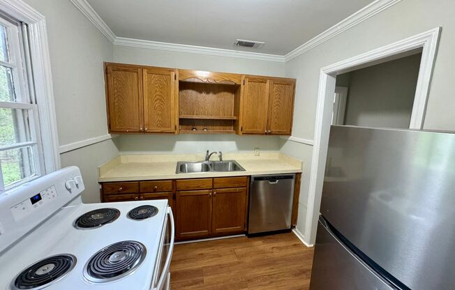 2 beds, 1 bath, $1,150