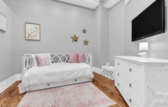21 E 22 ST