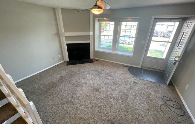 Spacious 2-Bedroom Townhome In Aurora South! Minutes To Buckley Air Force Base, Dining, Shopping, Banking & Parks! Water, Snow & Trash Removal Included. Cherry Creek Schools!