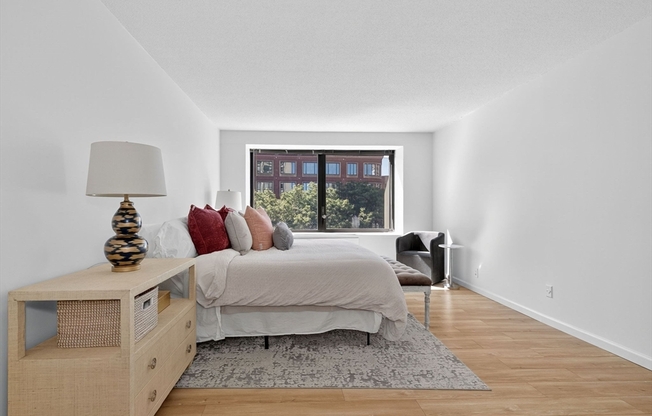 2 beds, 2.5 baths, 1,631 sqft, $7,800, Unit 6F