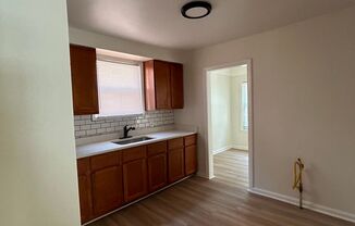 3 beds, 1 bath, $1,499