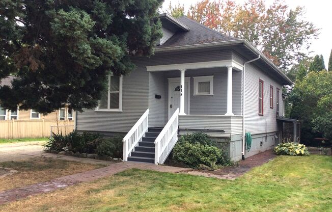 Lovely, older home in Downtown Kent1 Now available!